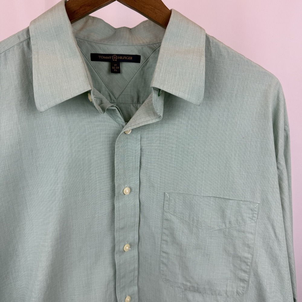 Tommy Hilfiger Men's Dress Shirt 17/32-33 Button‎ Down Shirt Blue